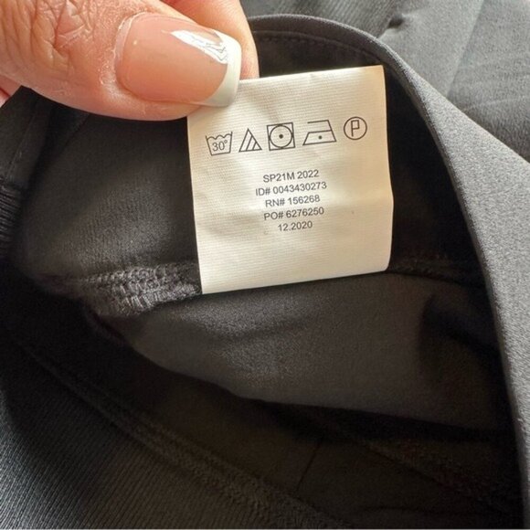 Cobble Lane Women’s Pants Size Large Black High Rise Pull-On Lightweight Trouser - Picture 10 of 11